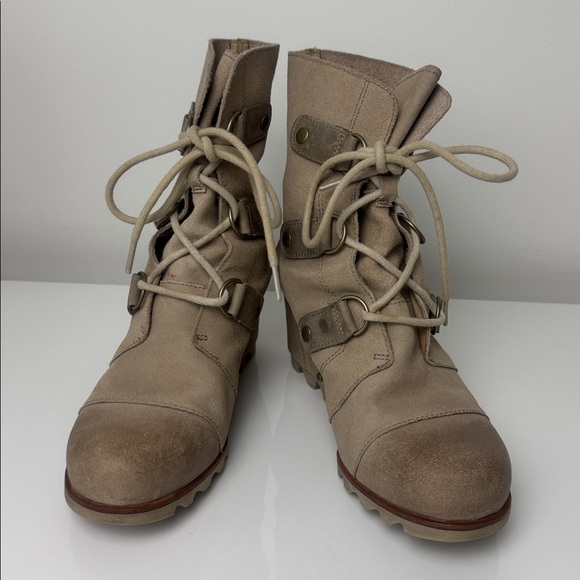 Sorel Joan of Arctic Women’s Wedge Mid Ankle Tan Boots size US 9 - Picture 3 of 11